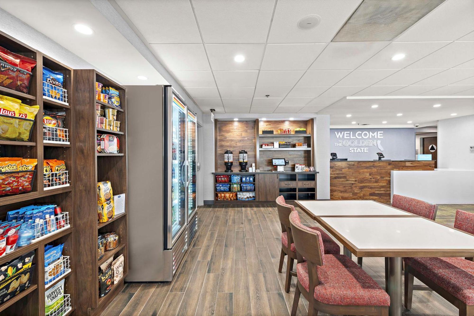 Hampton Inn Los Angeles Airport Lennox Kültér fotó